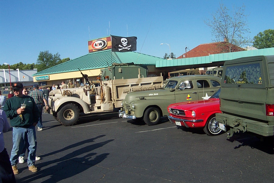 A & W Drive Inn c.JPG (180014 bytes)