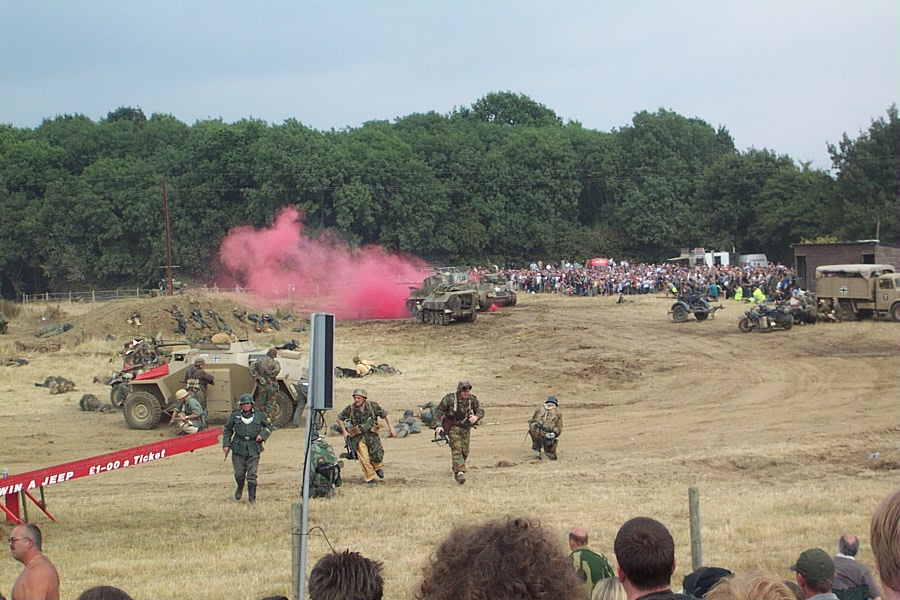 Battle in the Arena.JPG (190019 bytes)