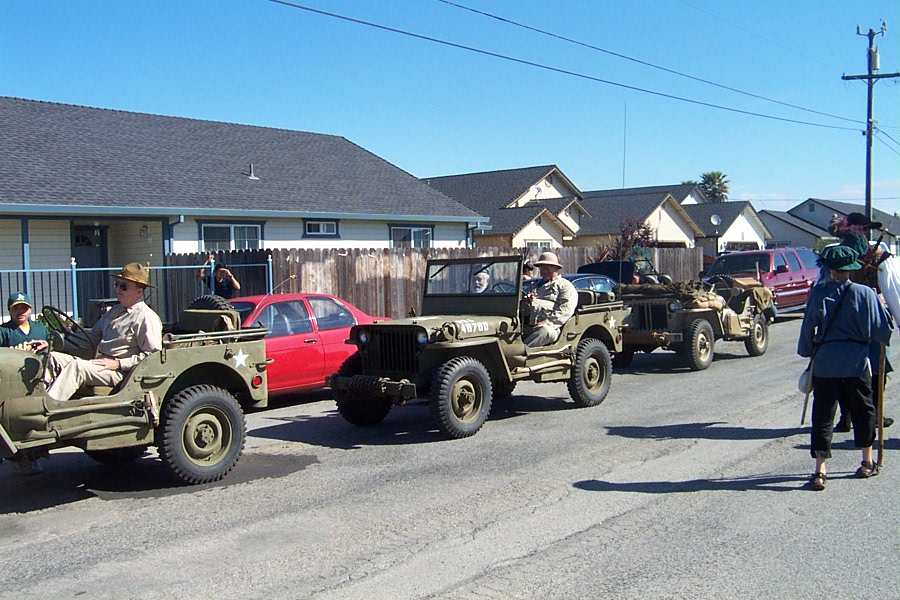 Our 3 vehicle patrol.JPG (203738 bytes)