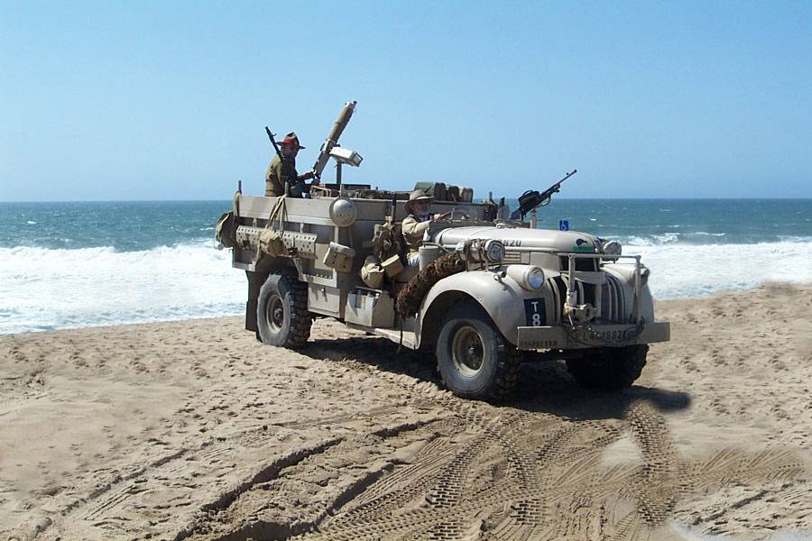 Post Parade in the Marina Dunes A.jpg (88721 bytes)